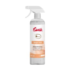 Spray do odświeżania powietrza o nazwie Swish Essence Magic Fruit, pojemność 500 ml, z etykietą w kolorach białym i pomarańczowym. Na opakowaniu znajdują się informacje o skoncentrowanej formule i długotrwałym efekcie świeżości.